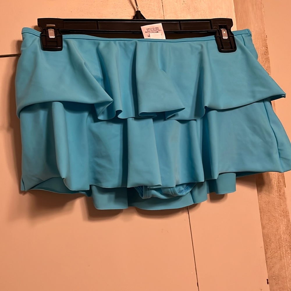 Turquoise Lands End Girls, 16 Lands End ruffled swim skort
